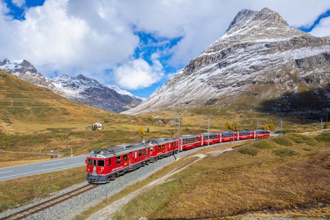 ABe 4/4 III 52: RhB ABe 4/4 IIO 52 (Berninapass, GR/CH)
