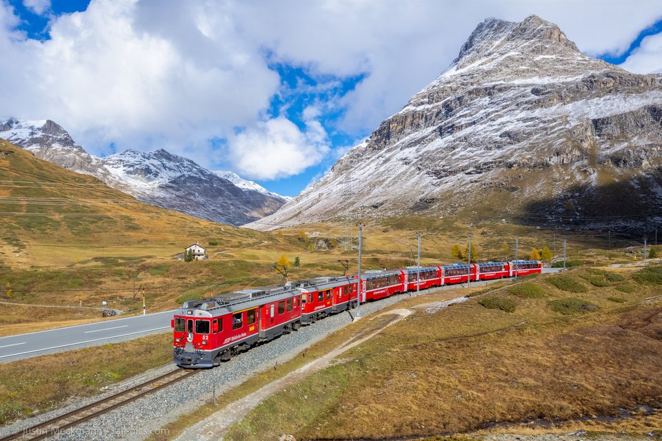 ABe 4/4 III 52: RhB ABe 4/4 IIO 52 (Berninapass, GR/CH)