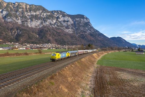 Alpha Trains 193 588 at Unterlangkampfen, Tirol, Austria