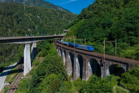 Alphatrains 185 535 at Giornico, TI, CH