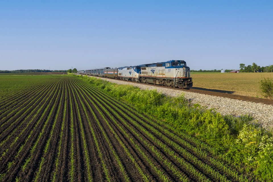 Amtrak Dash-8 517 - South Raub, Indiana (USA)