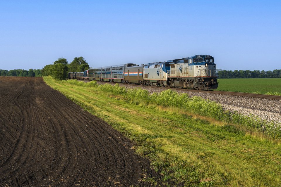 Amtrak Dash-8 517 - South Raub, Indiana (USA)