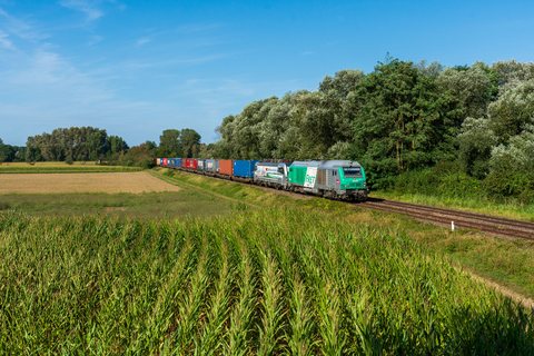 BB 75100 475125: SNCF 475125 at Beinheim, France