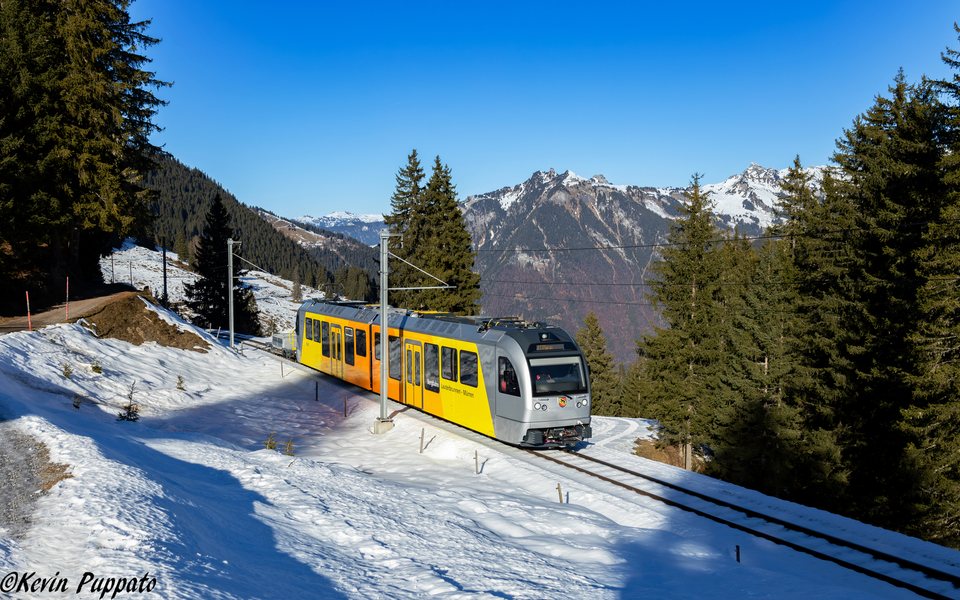 BLM (Bergbahn Lauterbrunnen–Mürren): BLM Be 4/6 102 -- R66 Grütschalp - Mürren