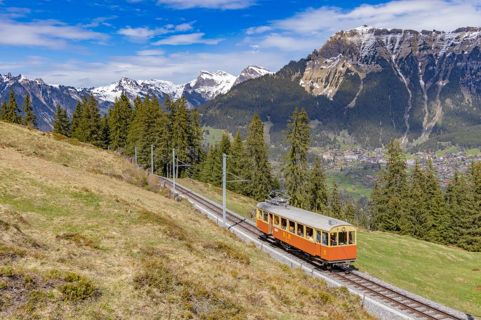 CFe 2/4 011 (BLM (Bergbahn Lauterbrunnen–Mürren)): CFe 2/4 11 / CH-Winteregg