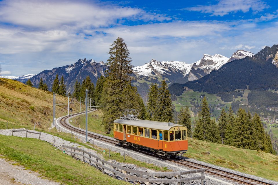 CFe 2/4 011 (BLM (Bergbahn Lauterbrunnen–Mürren)): CFe 2/4 11 / CH-Winteregg