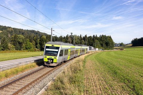 BLS RABe 525 035 (Huttwil, BE/CH)