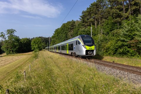 BLS RABe 528 113 (Les Geneveys-sur-Coffrane, NE,CH)