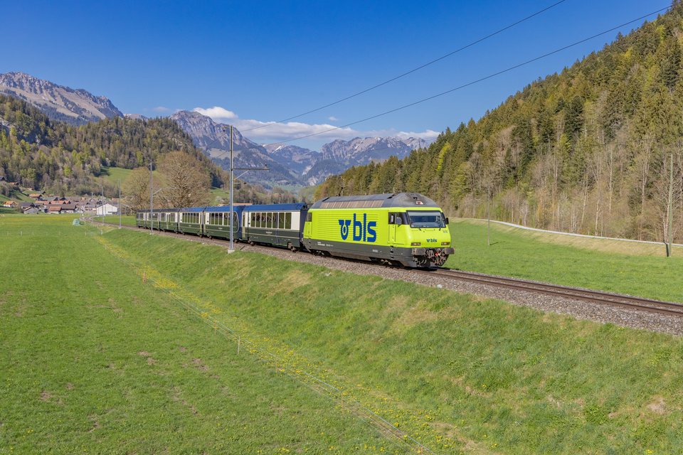 BLS: Re 465 014 / CH-Boltigen