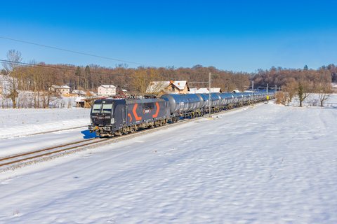 Cargounit: 370 049 / SLO-Mekotnjak