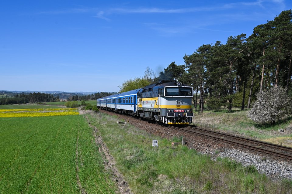 ČD (České dráhy): 754 018