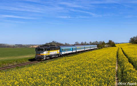 ČD (České dráhy): ČD 754 018 + R Rožmberk 656 Brno hl.n. - České Budějovice
