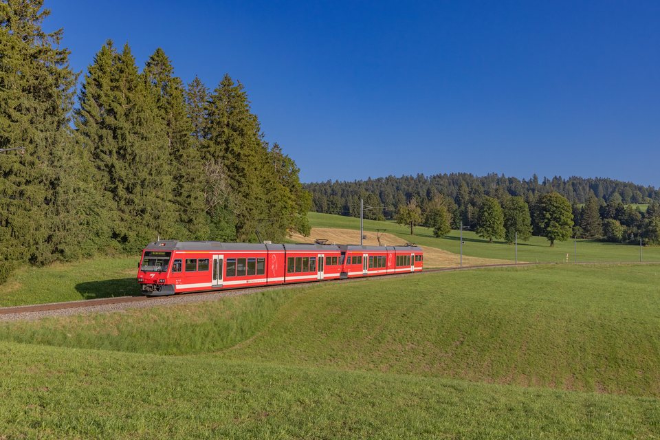 ABe 2/6 632 (CJ (Chemins de fer du Jura)): ABe 2/6 633 + 632 / CH-La Ferrière