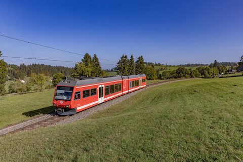 CJ (Chemins de fer du Jura): ABe 2/6 632 / CH-La Cibourg
