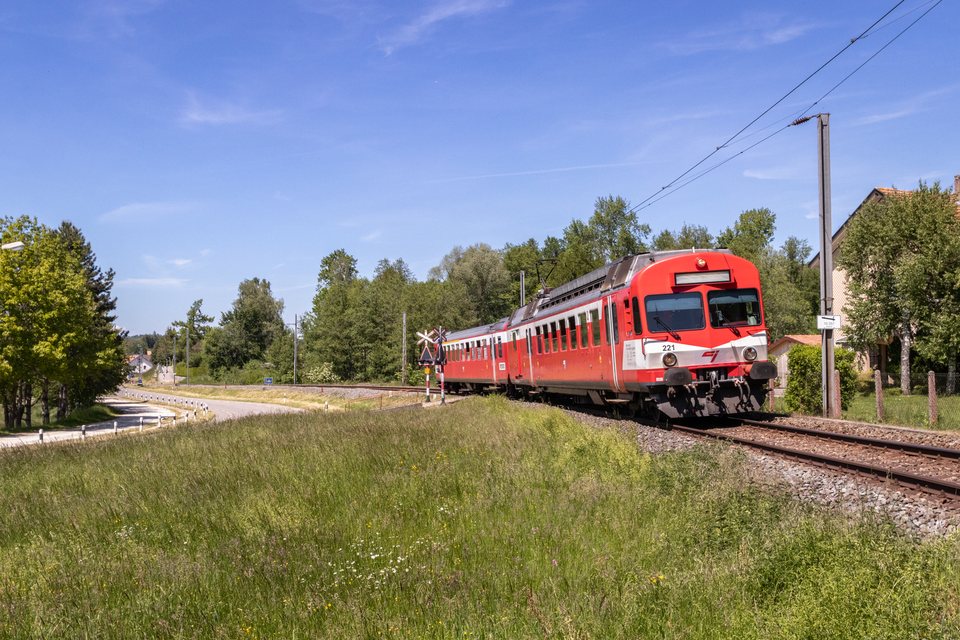 CJ (Chemins de fer du Jura): CJ RBDe 566 I (Bonfol, JU/CH)