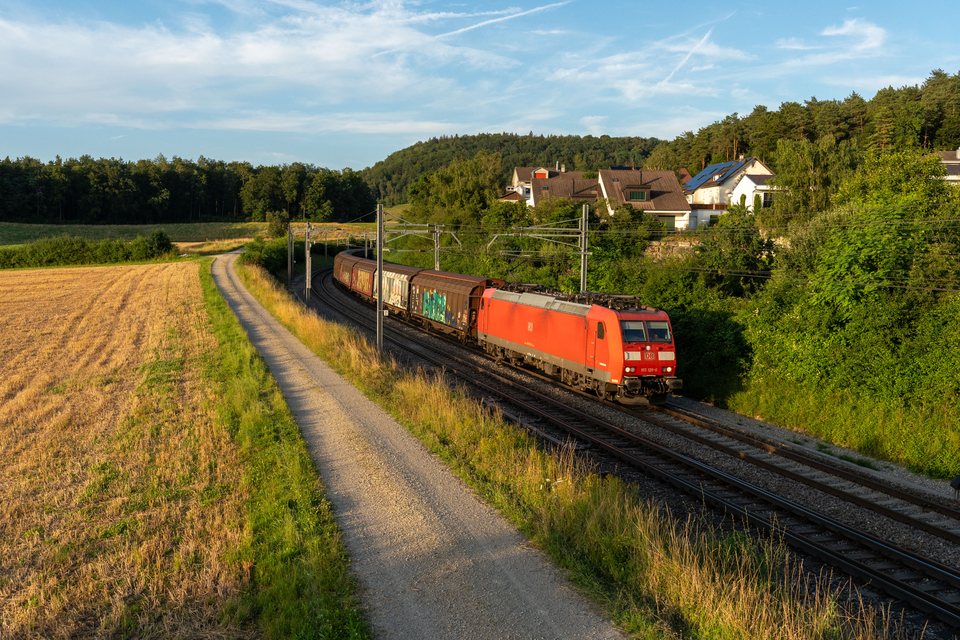 DB 185 128-6 at Zeihen, AG, CH