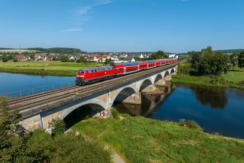 DB 218 424 at Regenstauf, BY, DE