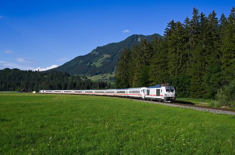 248 512 (DB): 248 511