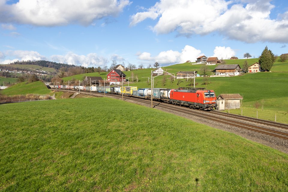 DB Cargo: DB 193 302 (Immensee, SZ/CH)