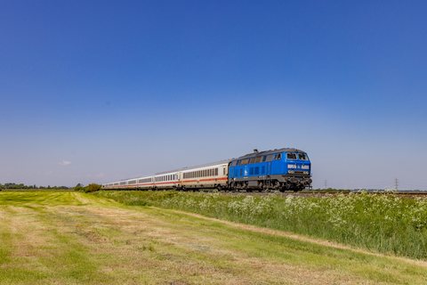 DB Fernverkehr: BR 218 056 / DE-Hattstedt