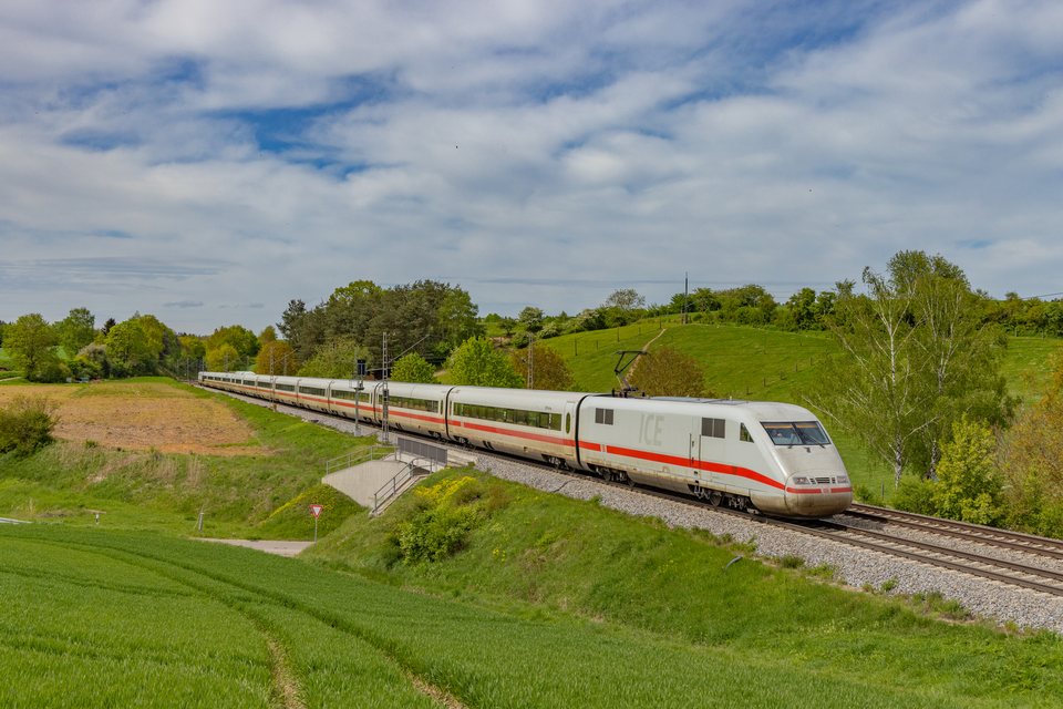 401