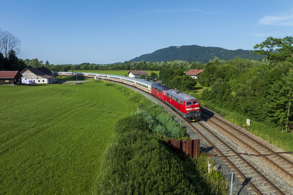 DB Fernverkehr: DB 218 415 + 406 - Immenstadt, BY (DE)