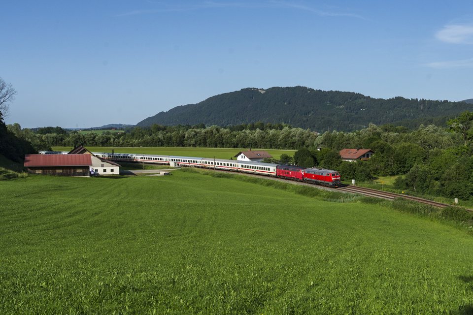 DB Fernverkehr: DB 218 415 + 406 - Immenstadt, BY (DE)