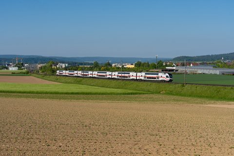 DB Fernverkehr: DB 4010 4103 at Rafz, ZH, CH