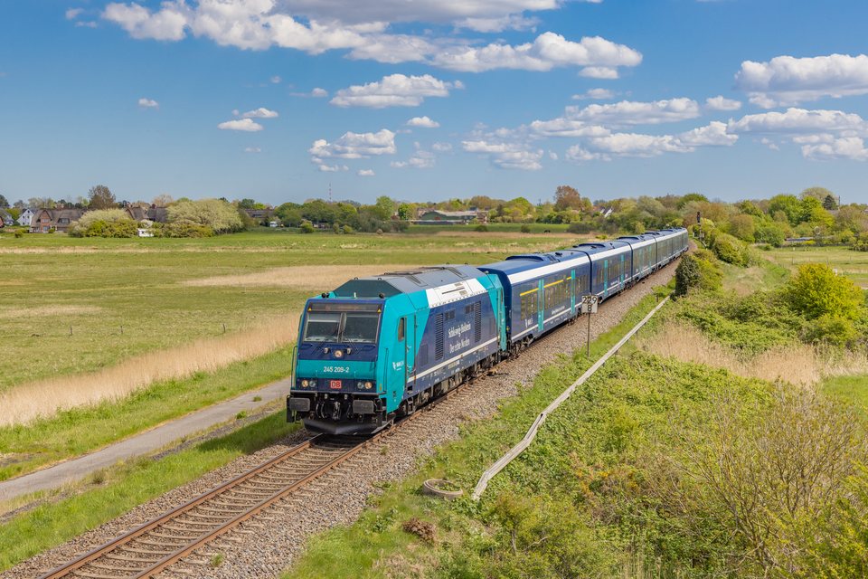 DB Regio: BR 245 209 / DE-Morsum