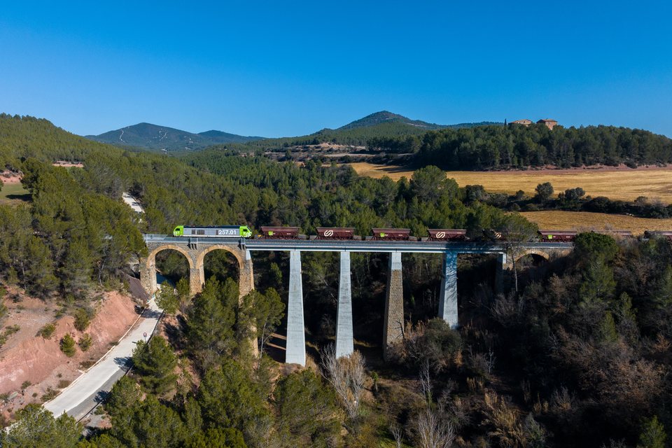 FGC (Ferrocarrils de la Generalitat de Catalunya): FGC 257 01 at Callús, Catalonia, Spain