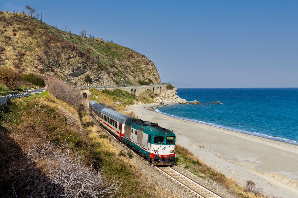 FS D445 1128 at Bianco, Calabria, Italy