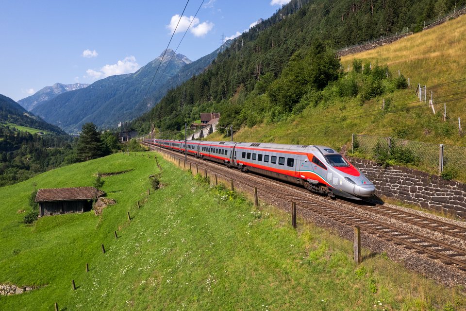 FS ETR 610 008 at Gurtnellen, UR, CH
