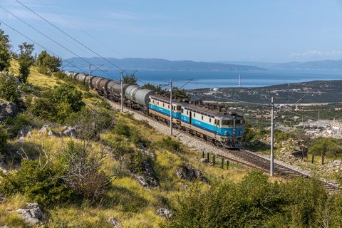 Hz Cargo 1141 210 & 109 (Krasica, Kroatien)