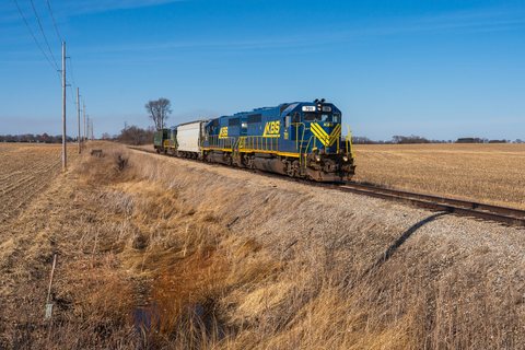 KBSR GP38-2 No. 701 and 702 - Beaverville, IL (USA)