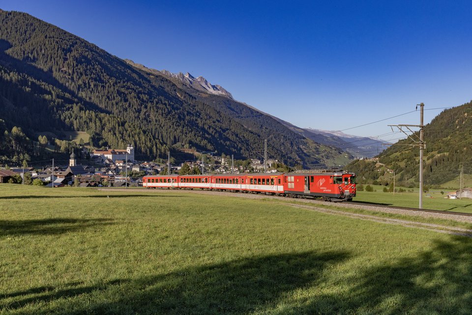 Deh 4/4 BVZ 21 (MGB (Matterhorn Gotthard Bahn)): Deh 4/4 21 / CH-Disentis