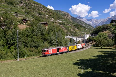 Deh 4/4 BVZ 22 (MGB (Matterhorn Gotthard Bahn)): MGB Deh 4/4 22 (Neubrück, VS/CH)
