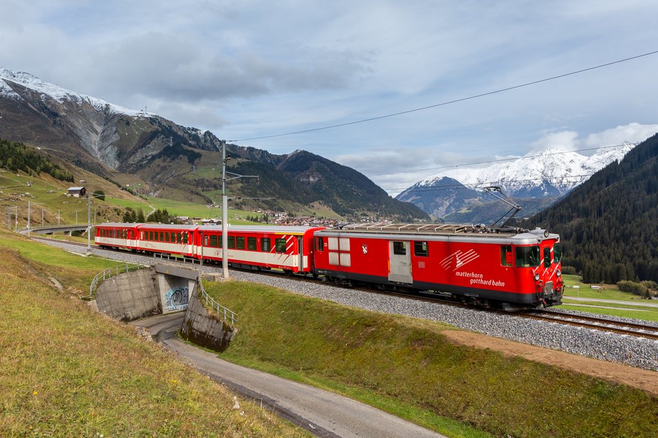 Deh 4/4 BVZ 23 (MGB (Matterhorn Gotthard Bahn)): MGB Deh 4/4 23 / Rueras GR