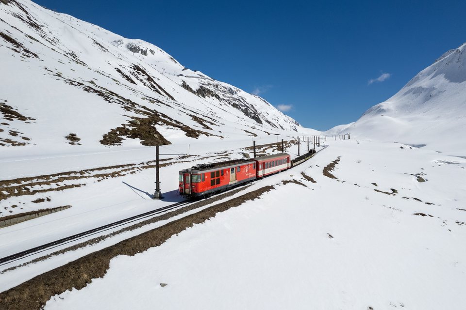 Deh 4/4 I 52 (MGB (Matterhorn Gotthard Bahn)): MGB Deh 4/4 52 (Oberalppass, UR/CH)