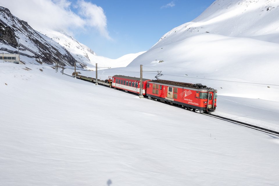 Deh 4/4 I 52 (MGB (Matterhorn Gotthard Bahn)): MGB Deh 4/4 52 (Oberalppass, UR/CH)