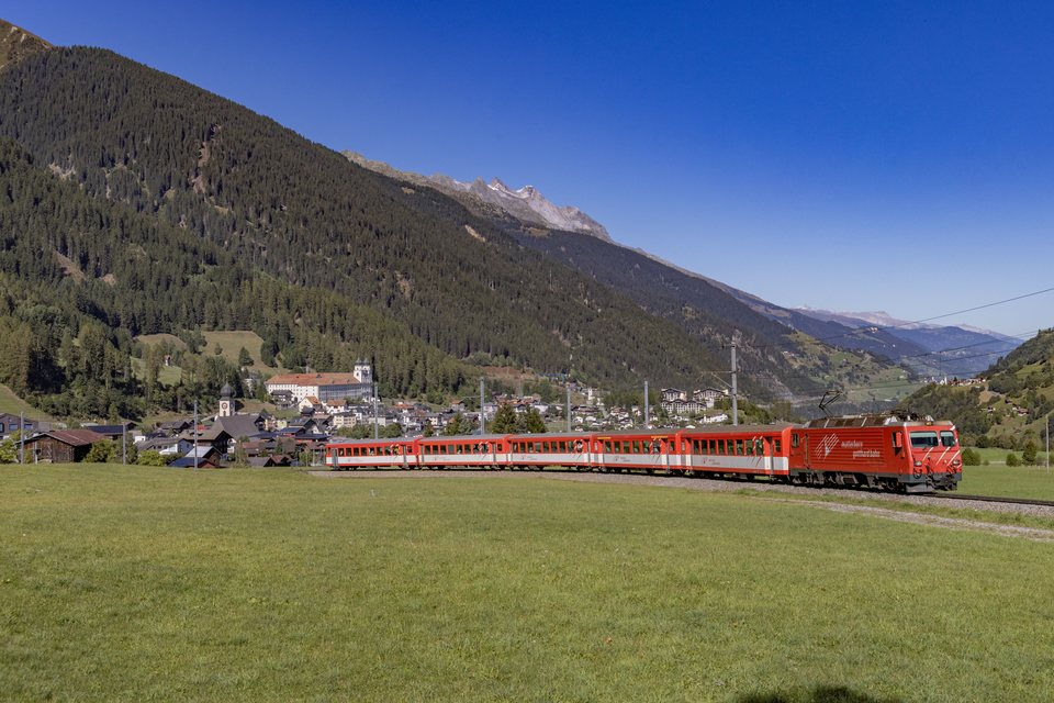 HGe 4/4 II 2 (MGB (Matterhorn Gotthard Bahn)): HGe 4/4 2 / CH-DIsentis