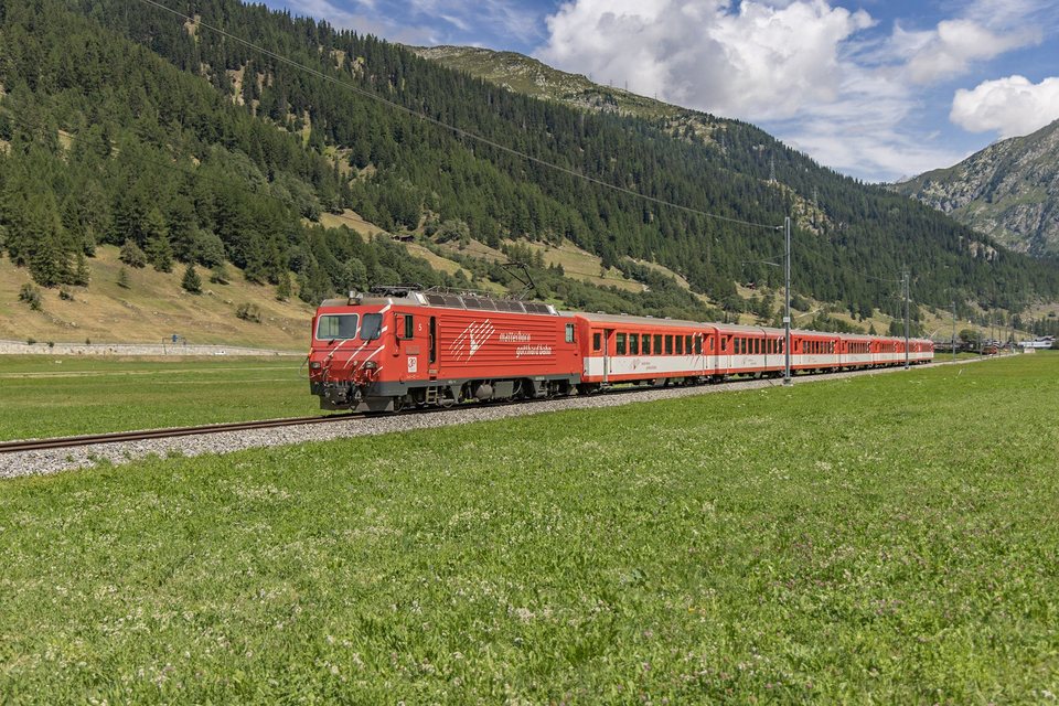 HGe 4/4 II 5 (MGB (Matterhorn Gotthard Bahn)): HGe 4/4 5 / CH-Oberwald