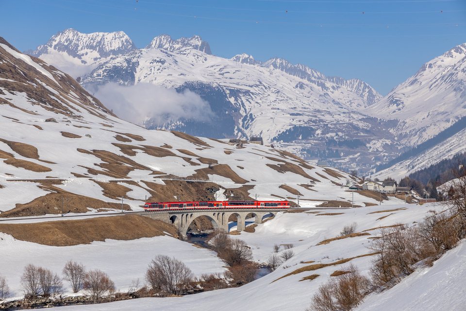 MGB (Matterhorn Gotthard Bahn): MGB ABDeh 4/12 (Hospental, UR/CH)