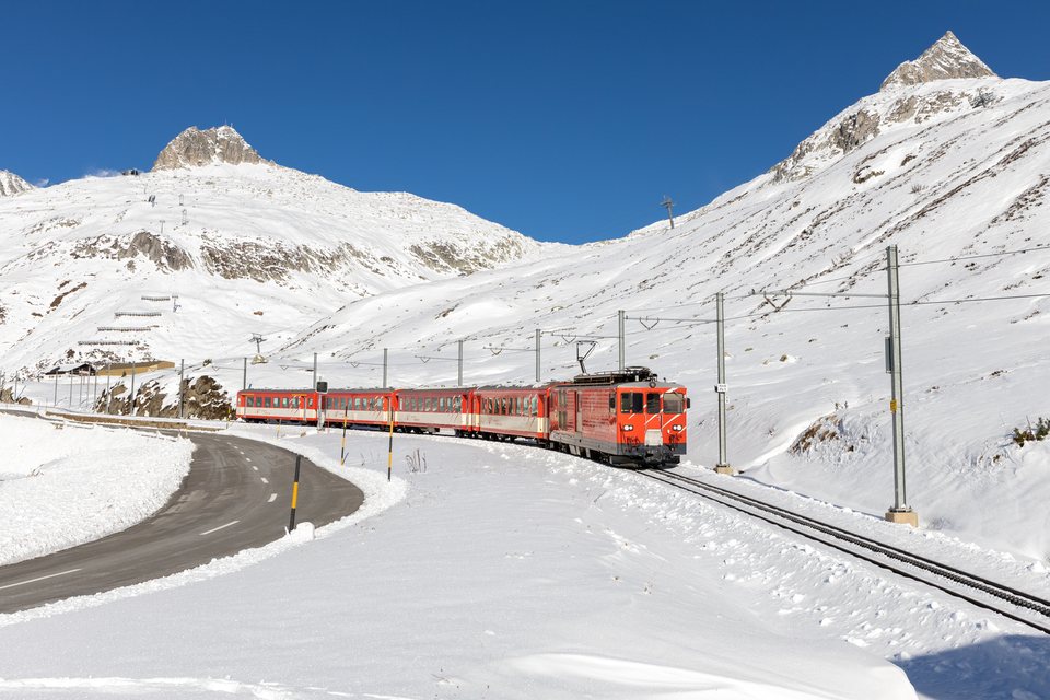 MGB (Matterhorn Gotthard Bahn): MGB Deh 4/4 II 94 (Oberalppass, CH)
