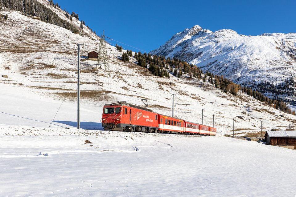 MGB (Matterhorn Gotthard Bahn): MGB HGe 4/4 II 003 (Sedrun, CH)