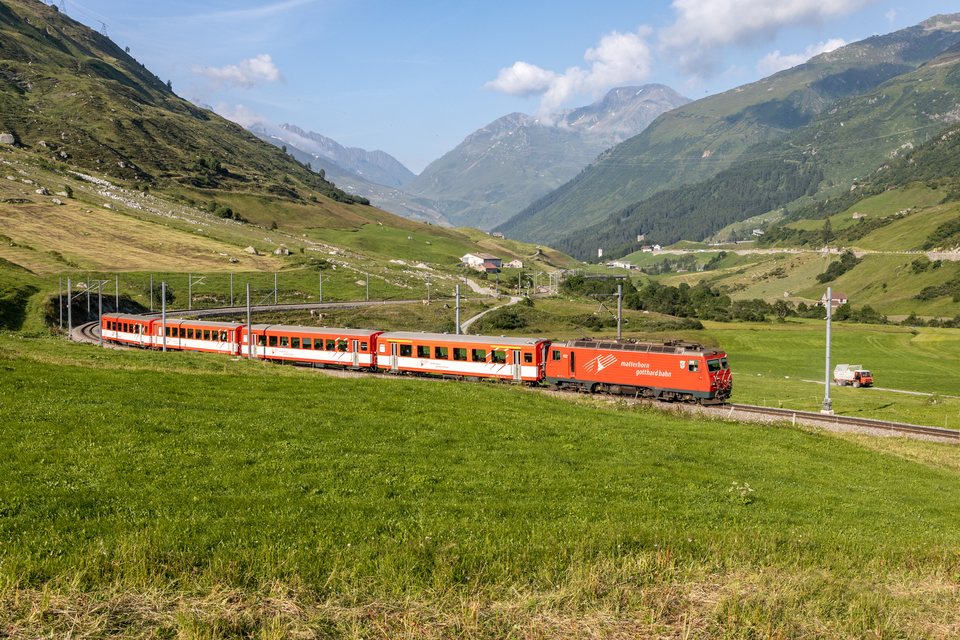 MGB (Matterhorn Gotthard Bahn): MGB HGe 4/4 II 102 / Zumdorf (UR/CH)