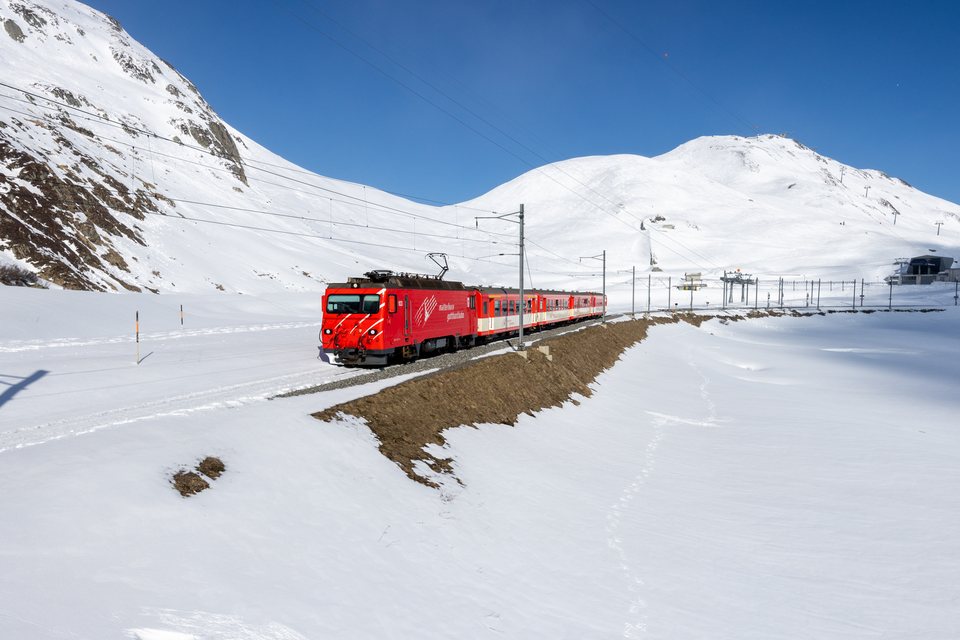 MGB (Matterhorn Gotthard Bahn): MGB HGe 4/4 II 103 (Oberalppass, UR/CH)