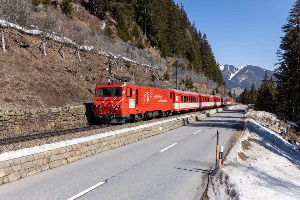 MGB (Matterhorn Gotthard Bahn): MGB HGe 4/4 II 106 (Dieni, GR/CH)