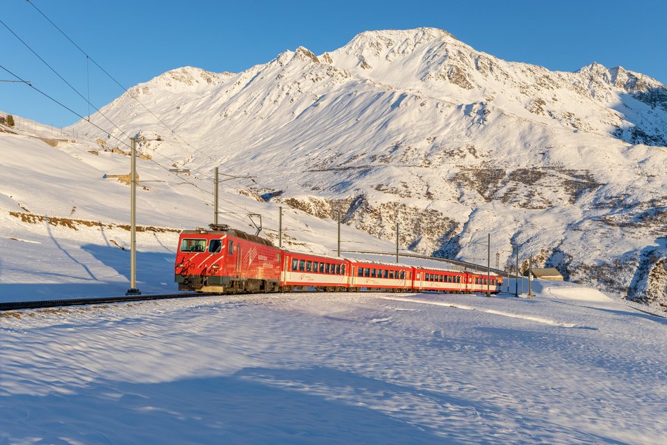 MGB (Matterhorn Gotthard Bahn): MGB HGe 4/4 II 107 (Nätschen, CH)