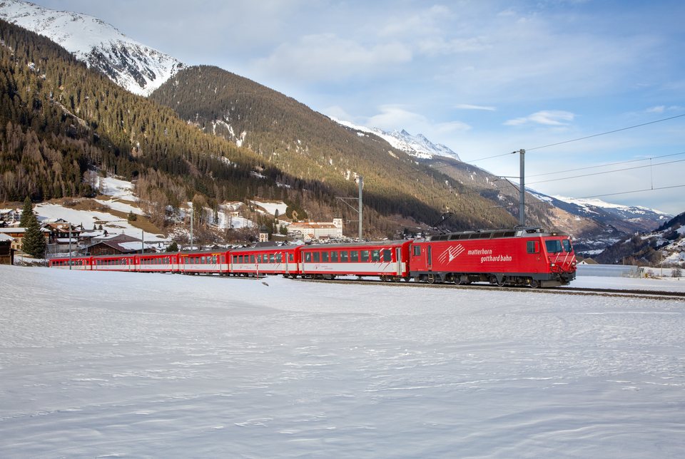 MGB (Matterhorn Gotthard Bahn): MGB HGe 4/4 II 3 / Disentis (GR/CH)