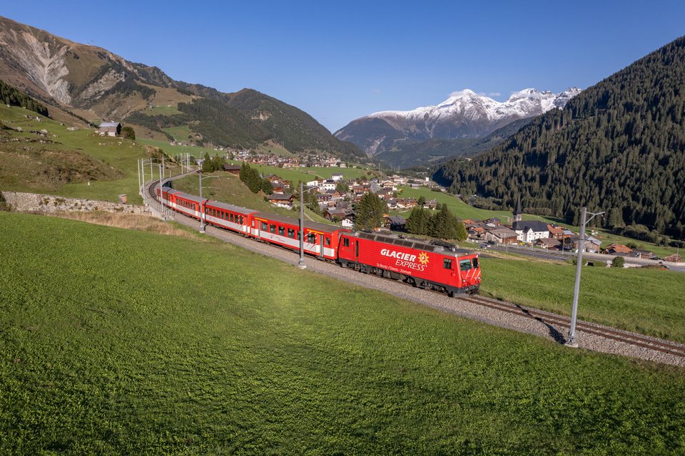MGB (Matterhorn Gotthard Bahn): MGB HGe 4/4 II 4 (Dieni, GR/CH)
